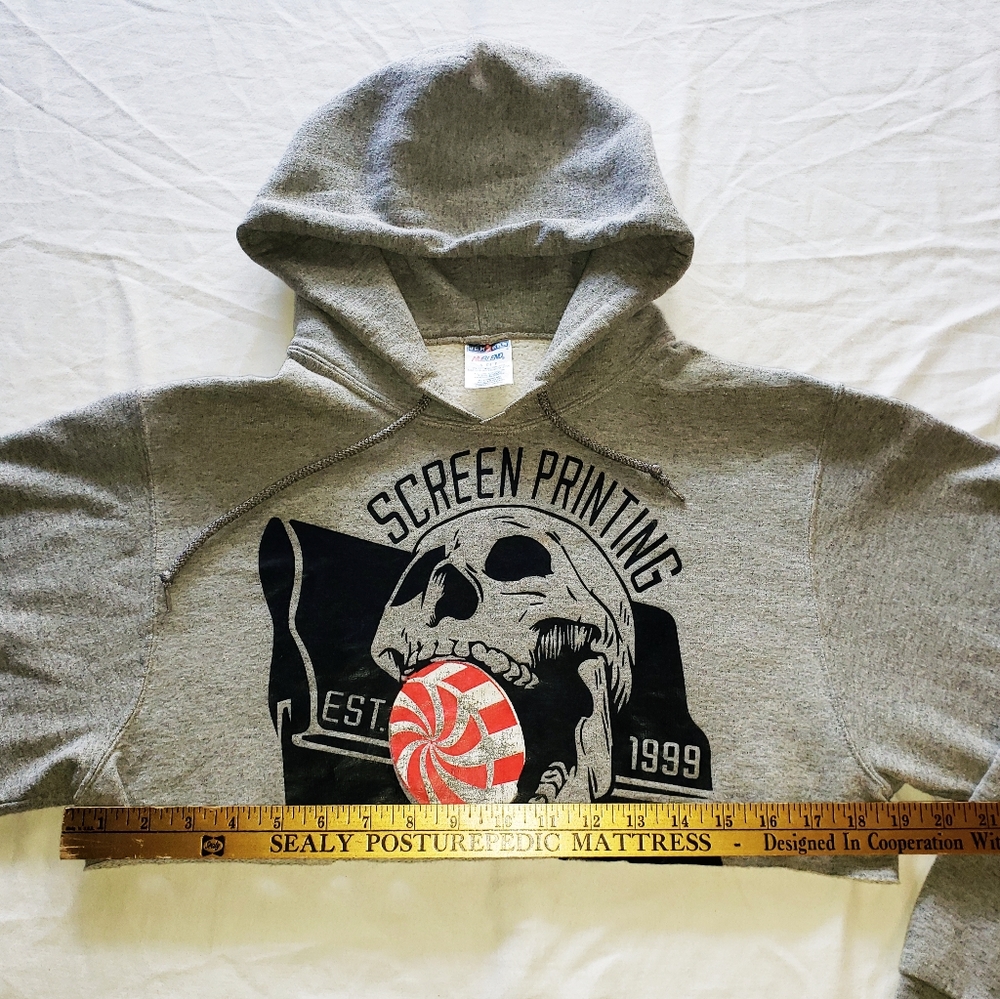 ‼SOLD‼ VTG Screen Printing Skull Cropped Hoodie - Picture 8 of 8